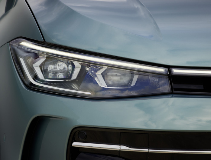 Volkswagen Passat Top Motors voorlicht