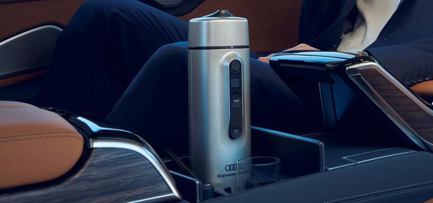 audi a8 koffiebeker accessoire