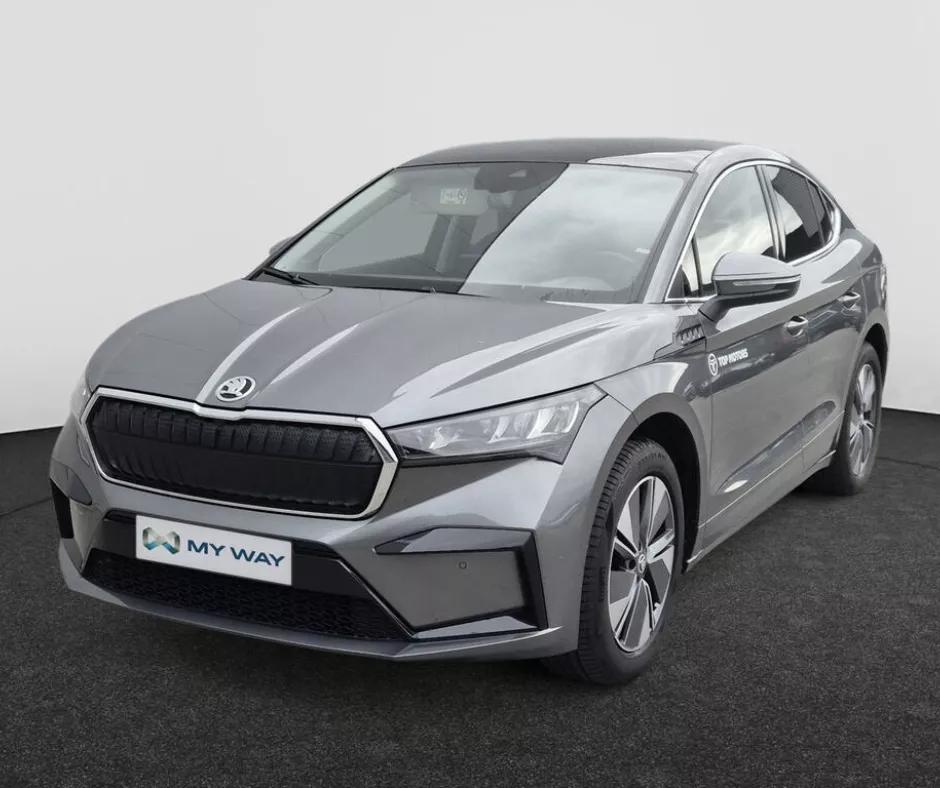 skoda enyaq coupé grijs
