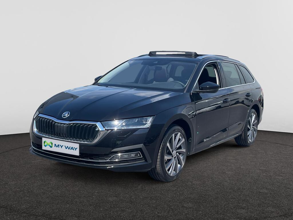 SKODA Octavia Combi PHEV